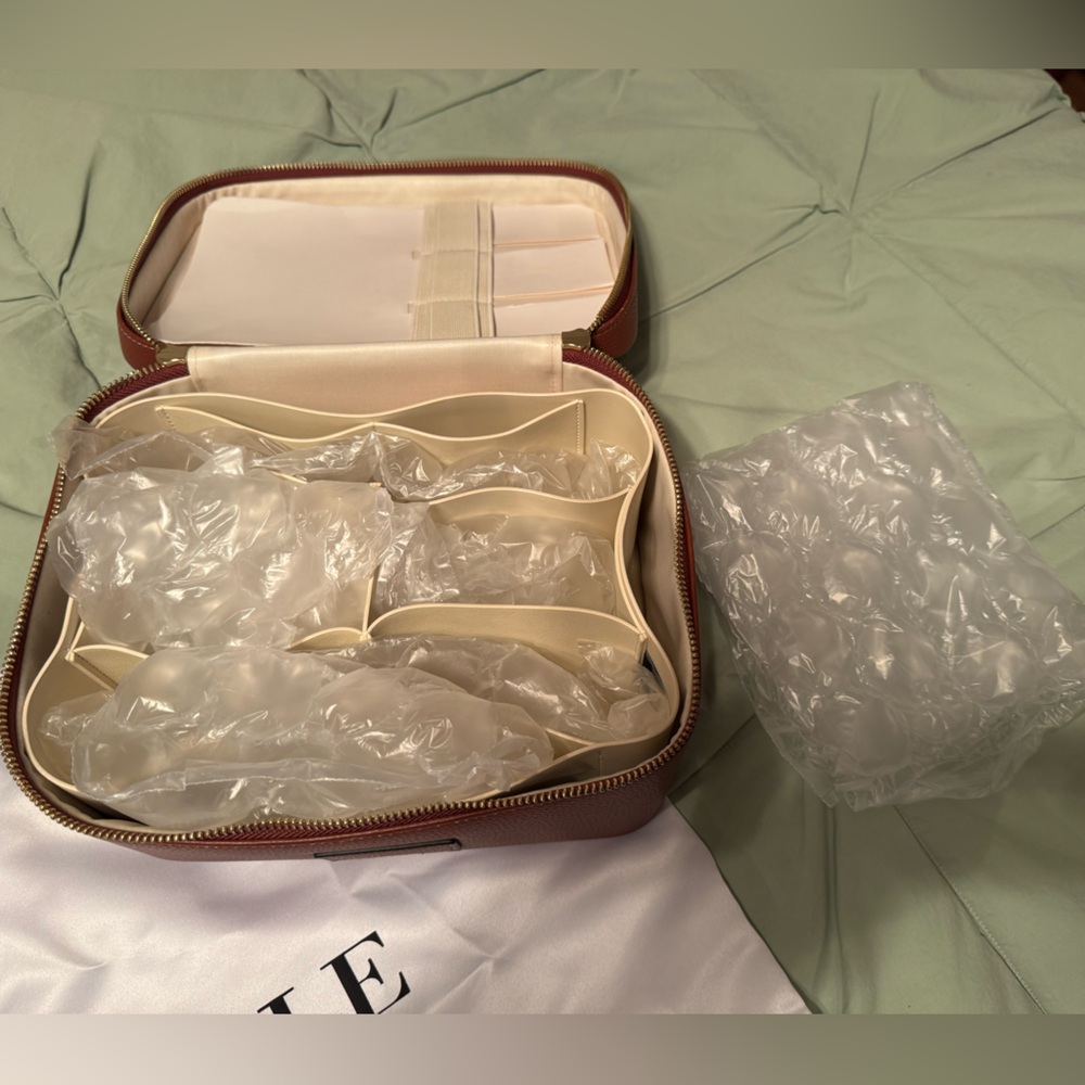 Etoile Vanity Case In Ginger Brown Limited Edition NWT - Picture 5 of 5